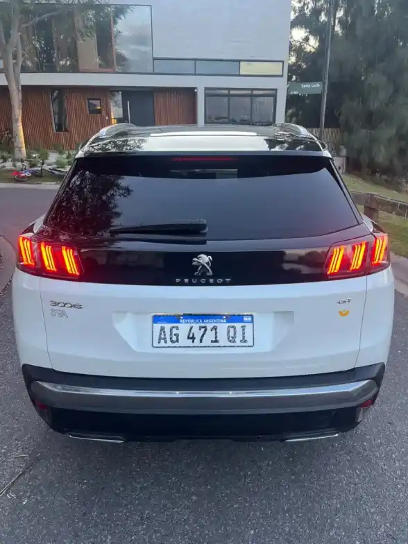 Peugeot 3008 1.6 Gt-Line Thp Pack Tiptronic 2024 - foto 4