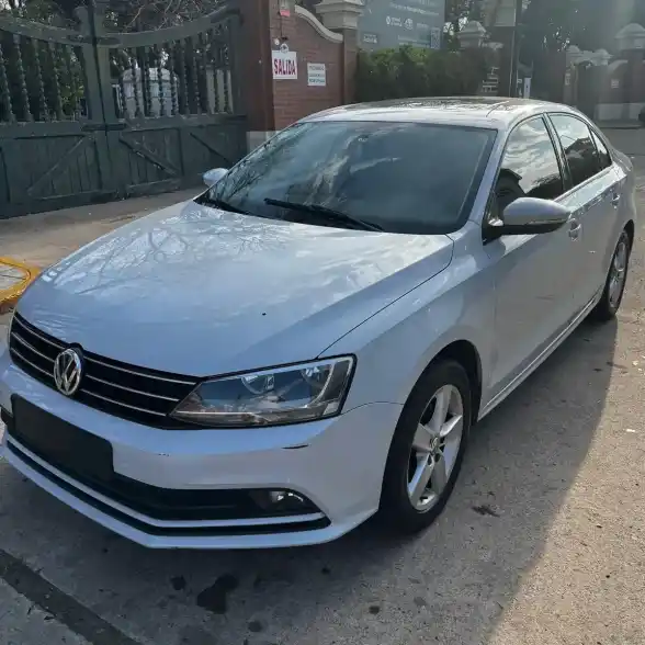 Volkswagen Vento 1.4 Tsi Comfortline 150Cv 2018 - foto 1