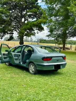 Renault Megane 1.9 Rt 1998 - foto 3