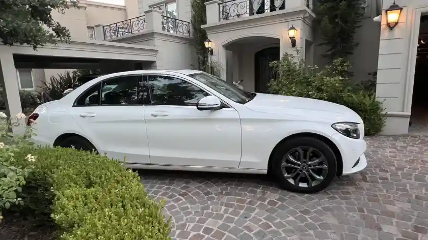 Mercedes-Benz Clase C 2.0 C200 Avantgarde At 184Cv 2018 - foto 3