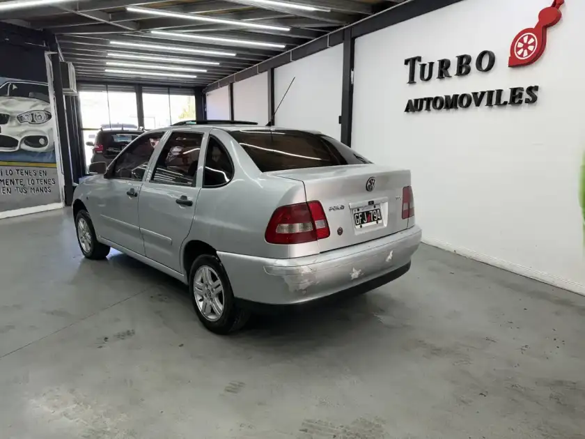 Volkswagen Polo Classic 1.9 I Highline 2007 - foto 2