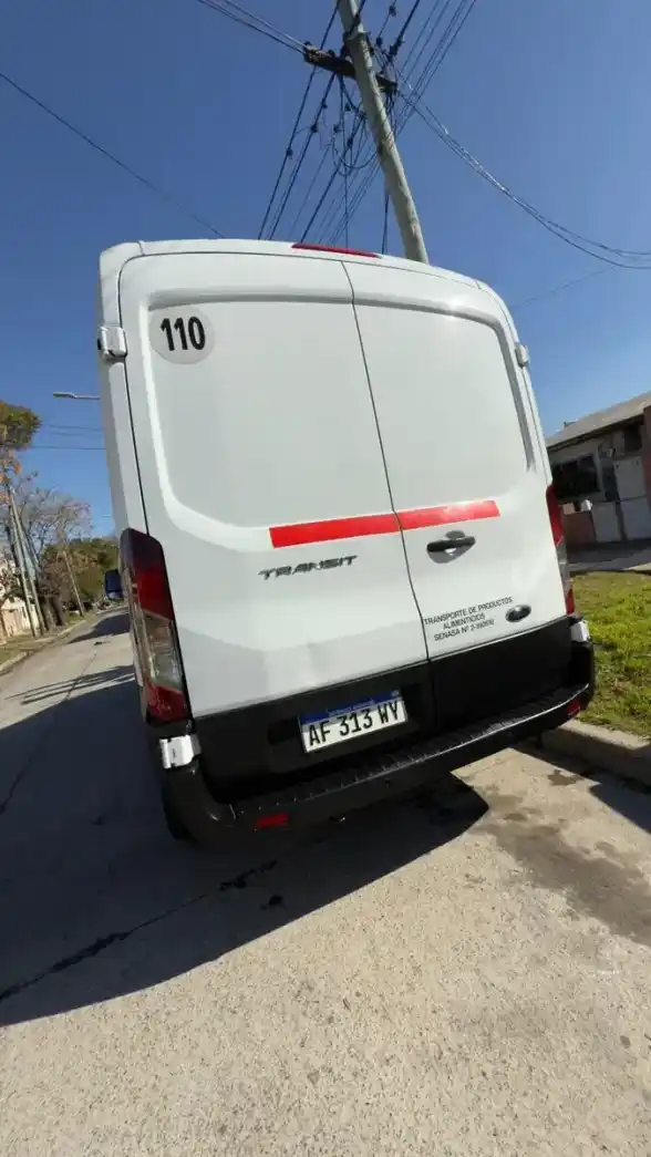 Ford Transit 2.2 Furgon Mediano Aa 350M 2022 - foto 3