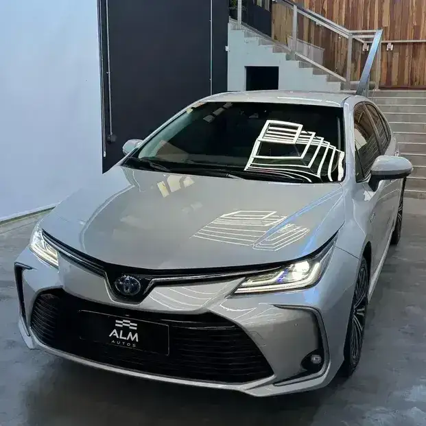 Toyota Corolla 1.8 Hev Seg Ecvt 2023 - foto 1