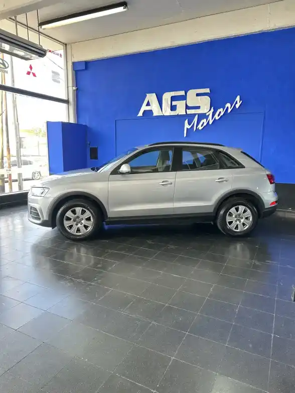 Audi Q3 1.4 Tfsi 150 Cv 2017 - foto 4