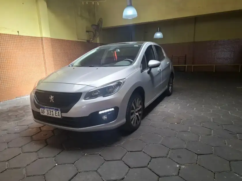 Peugeot 308 1.6 Feline Hdi 115Cv 2022 - foto 2