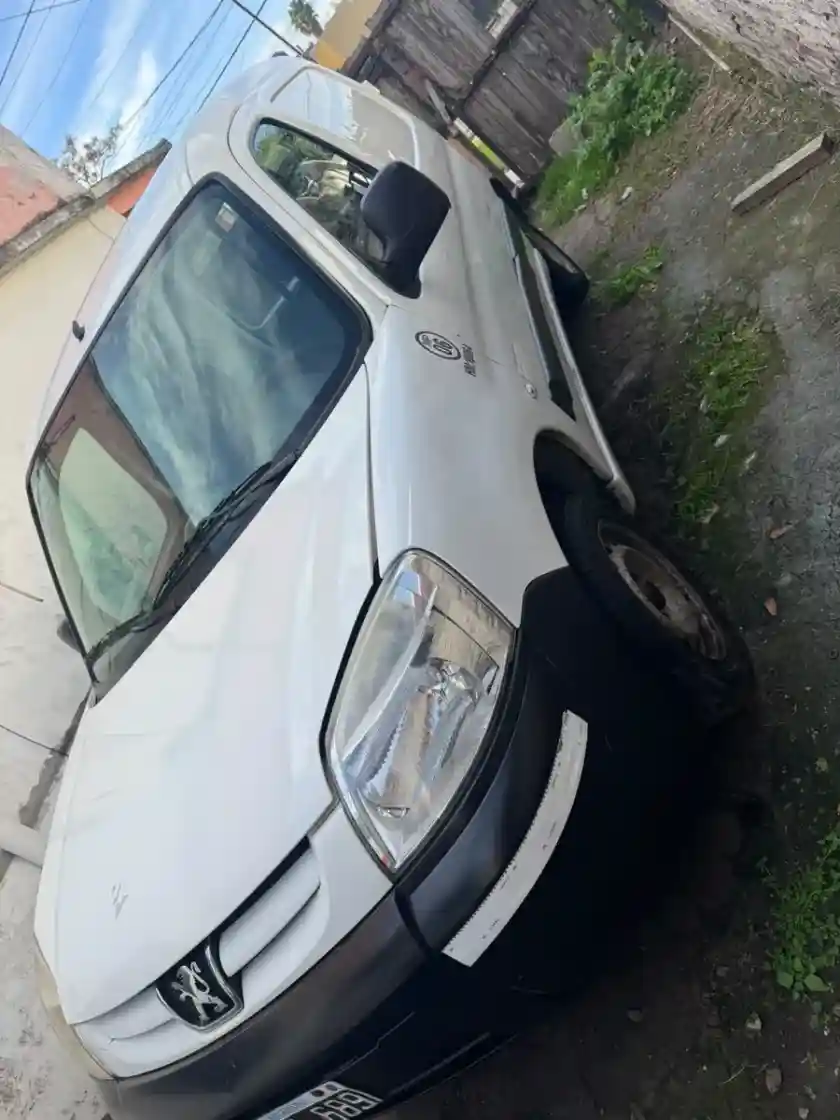 Peugeot Partner 1.4 Furgon Confort 2015 - foto 3