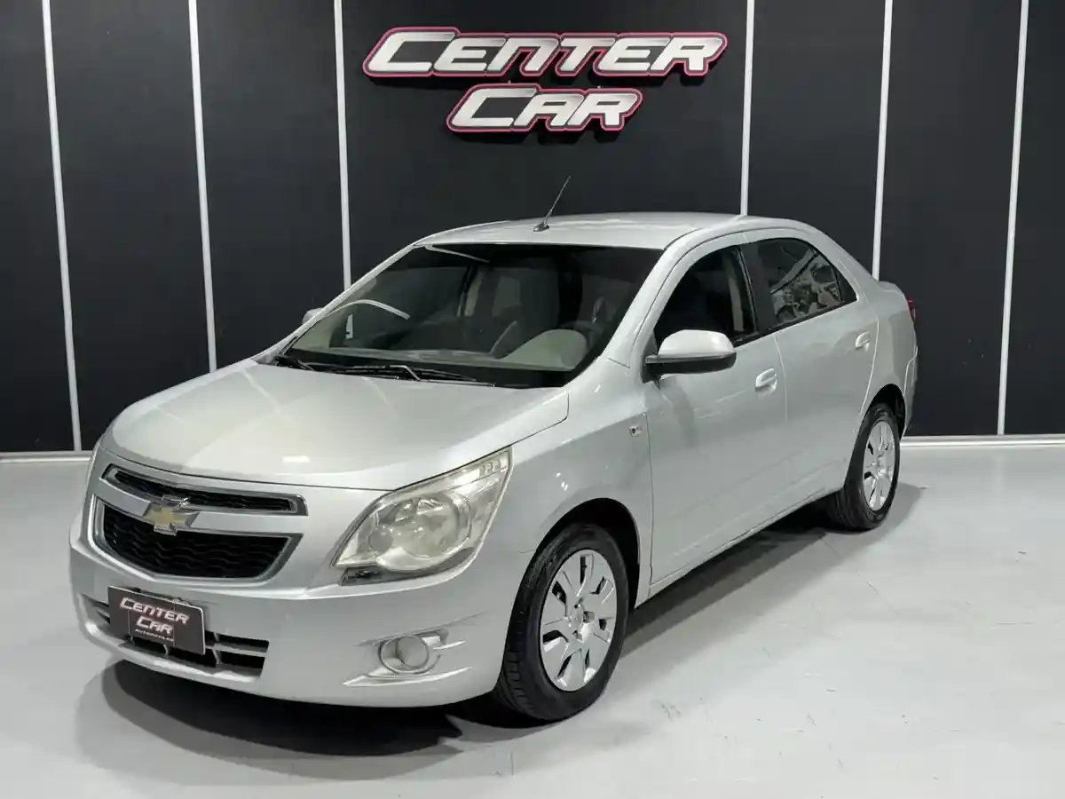 Chevrolet Cobalt 2013 - foto 1