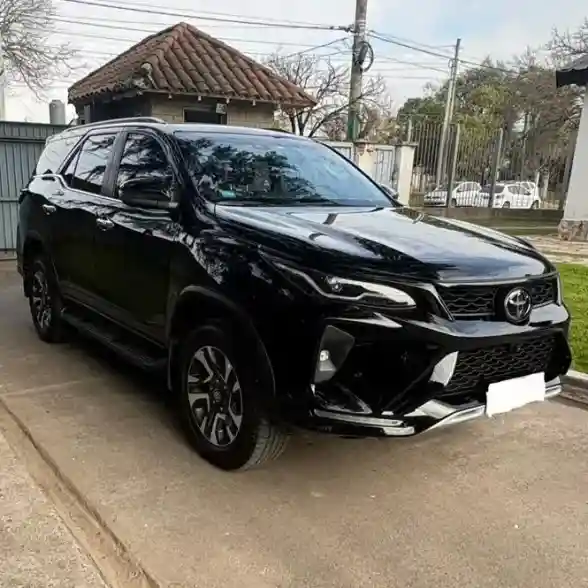 Toyota Sw4 2.8 Srx 204Cv 4X4 7As At 2024 - foto 1