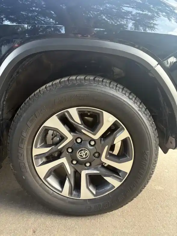 Toyota Sw4 2.8 Srx 204Cv 4X4 7As At 2024 - foto 3