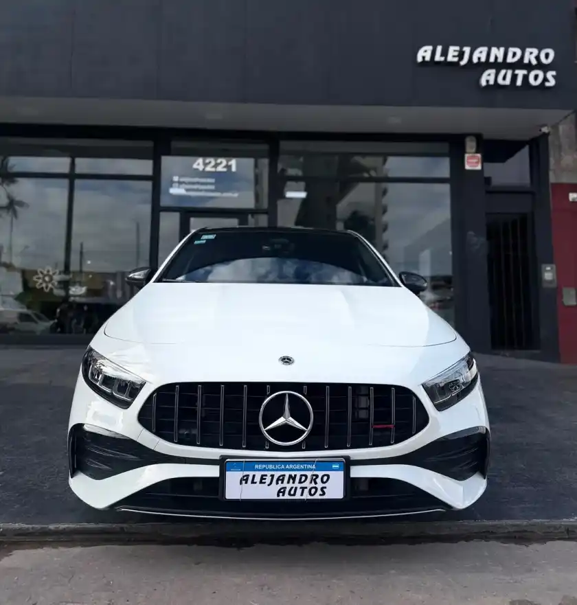 Mercedes-Benz Clase A 2.0 A250 Amg-Line 224Cv Hatch 2025 - foto 2