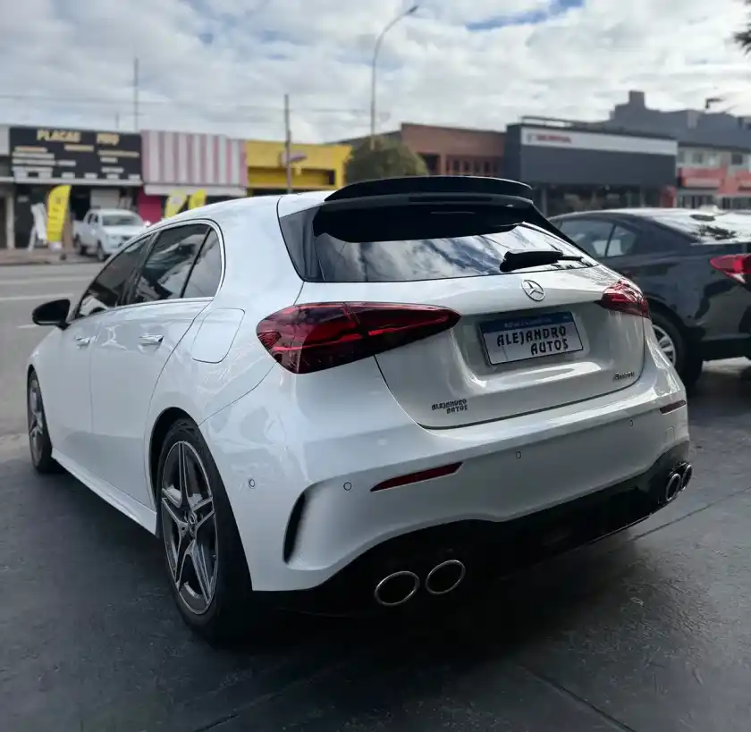 Mercedes-Benz Clase A 2.0 A250 Amg-Line 224Cv Hatch 2025 - foto 5