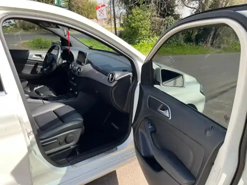 Mercedes-Benz Clase B 1.6 B200 2016 Edition 156Cv At 2018 - foto 5