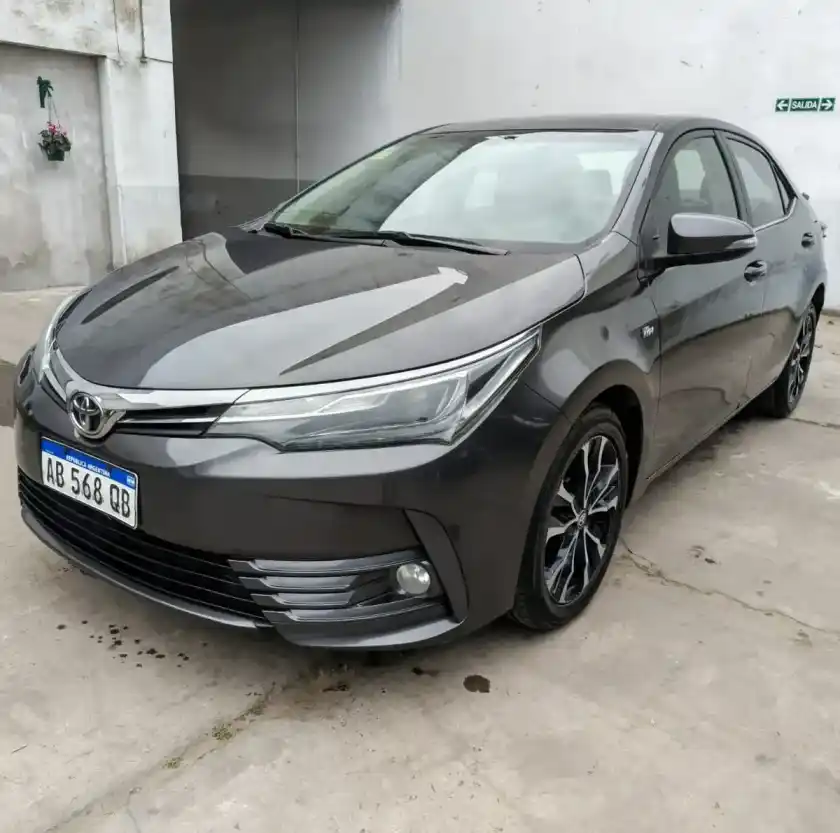 Toyota Corolla 2017 - foto 1
