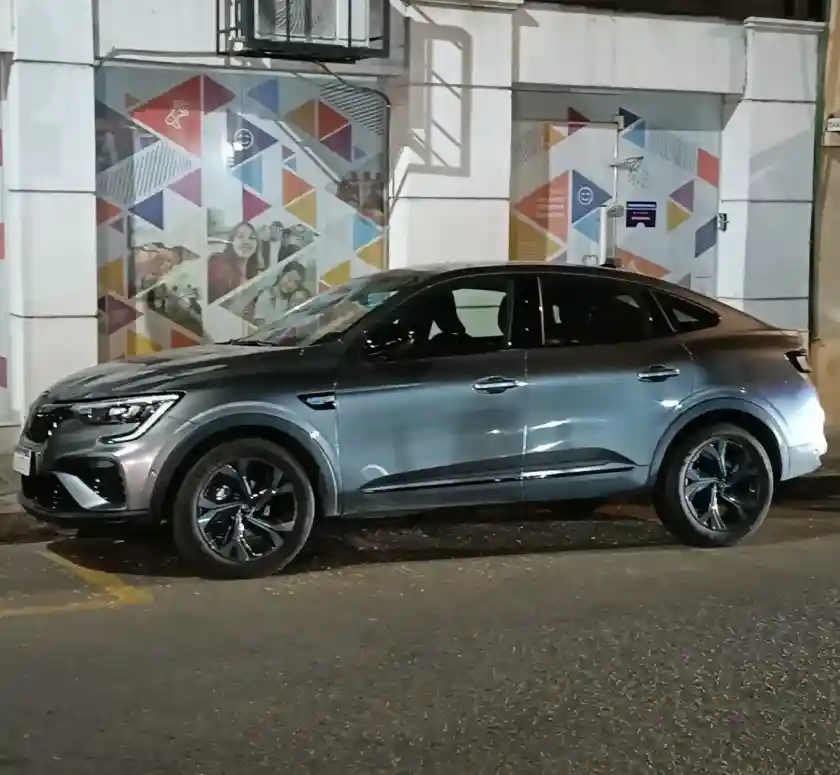 Renault Arkana 1.3 E-Tech Hybrid Espirit Alpine 2025 - foto 1