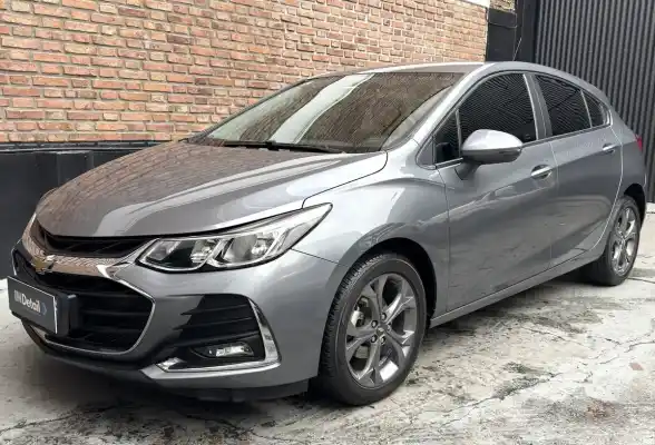 Chevrolet Cruze II 2020 - foto 1