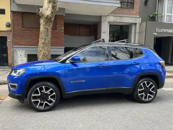 Jeep Compass 2.4 Longitude Plus 4X4 2018 - foto 3