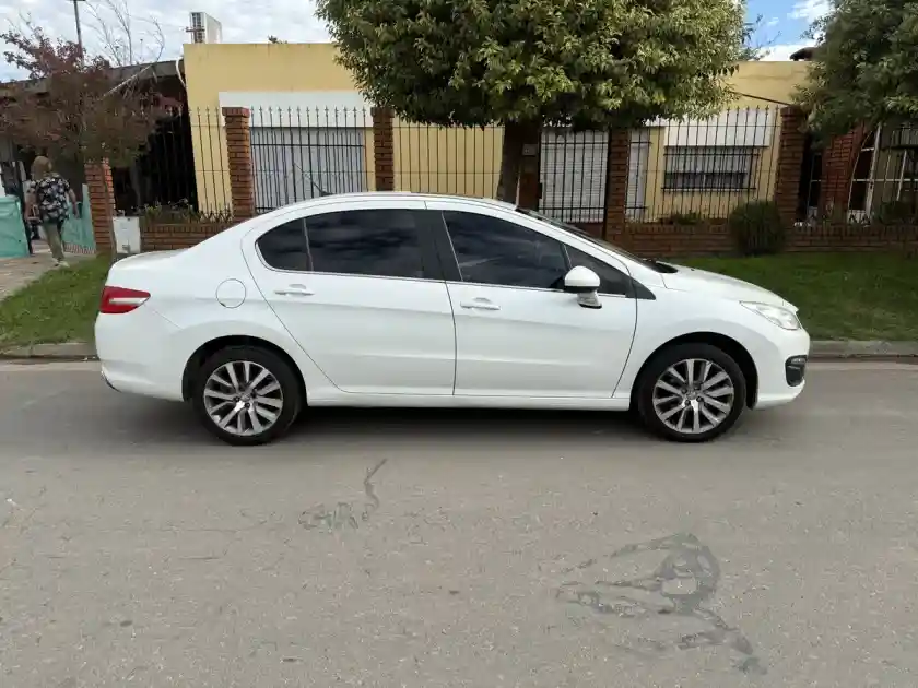 Peugeot 408 1.6 Feline Hdi 115Cv 2018 - foto 4