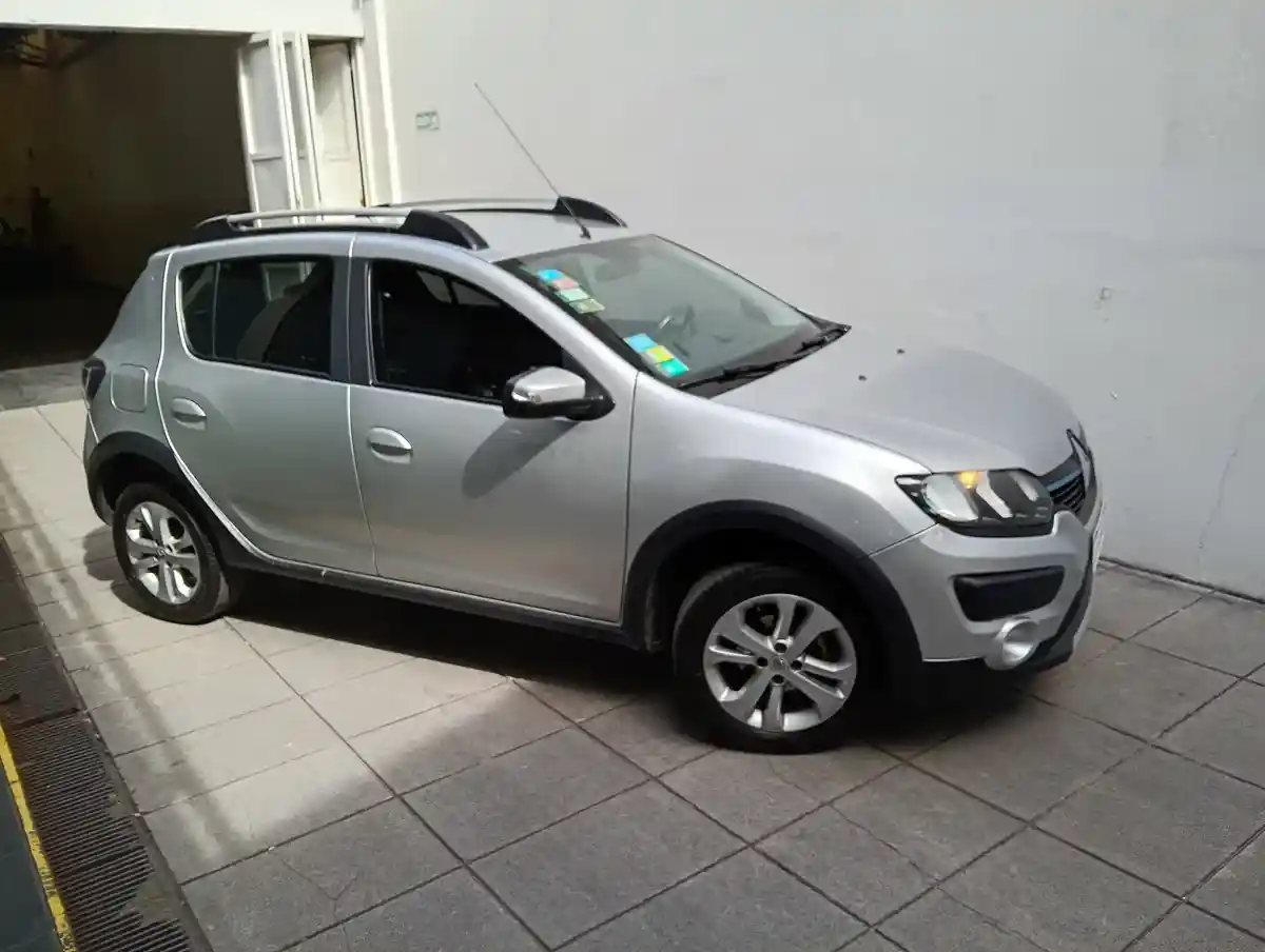 Renault Sandero Stepway 2017 - foto 1