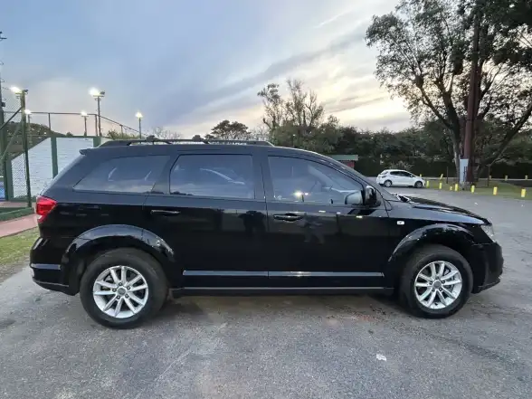 Dodge Journey 2.4 Sxt 170Cv (Techo, Dvd, Nav) 2017 - foto 4