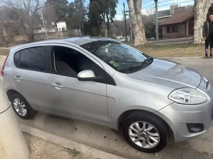 Fiat Palio 1.4 Nuevo Attractive Pack Top 85Cv 2017 - foto 2