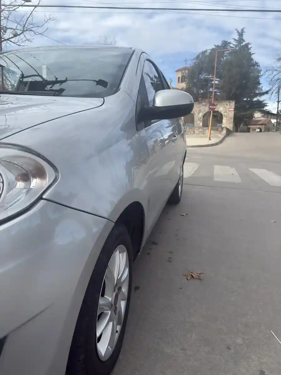 Fiat Palio 1.4 Nuevo Attractive Pack Top 85Cv 2017 - foto 3
