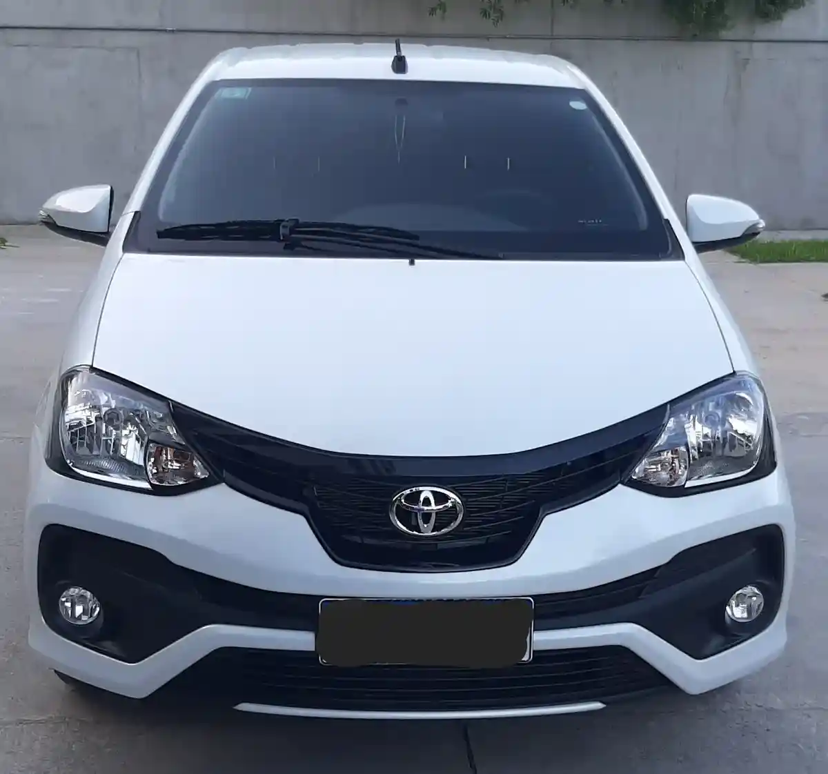 Toyota Etios 2024 - foto 1