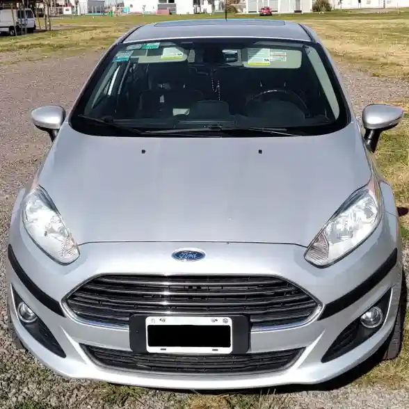 Ford Fiesta Kinetic 1.6 Titanium 120Cv 2015 - foto 2