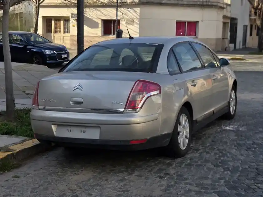 Citroën C4 2.0 Sedan Sx - 2010 - foto 4