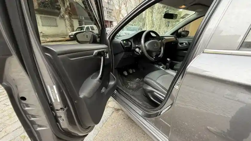 Peugeot 301 1.6 Allure Plus 2019 - foto 5