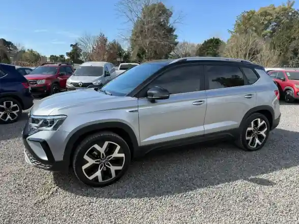 Volkswagen Taos 1.4 250 Tsi Highline Bi Tono Tiptronic 2024 - foto 5