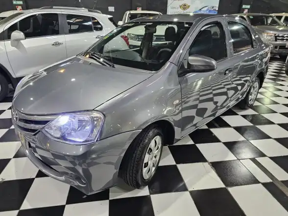 Toyota Etios 1.5 Sedan X 2014 - foto 3
