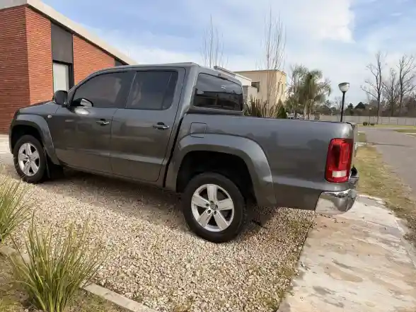 Volkswagen Amarok 2.0 Cd Tdi 180Cv 4X2 Highline Pack At 2020 - foto 3