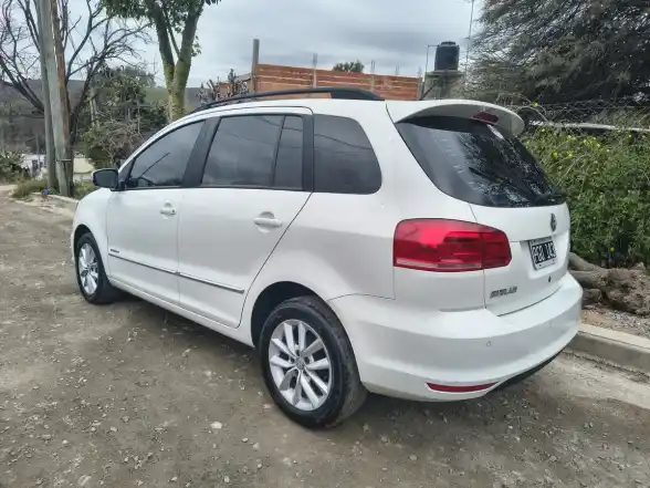 Volkswagen Suran 1.6 Highline Msi 110Cv 2015 - foto 5