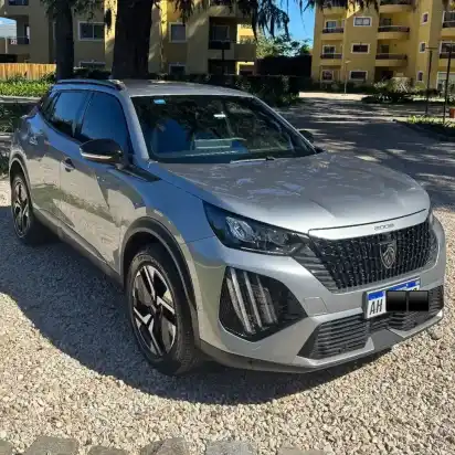 Peugeot 2008 1.0T Allure 2025 - foto 4