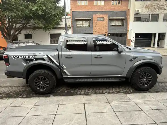 Ford Ranger Raptor 3.0L V6 Ecoboost Biturbo Cabina Doble 4X4 2023 - foto 3