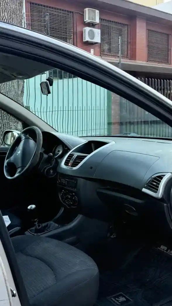 Peugeot 207 Compact 1.4 Active 5P 2012 - foto 4