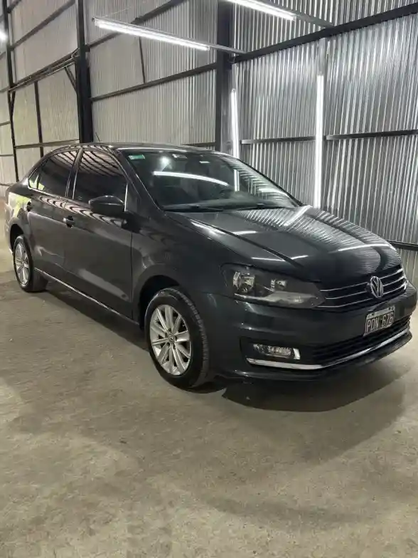 Volkswagen Polo 1.6 Comfortline Tiptronic 2016 - foto 2
