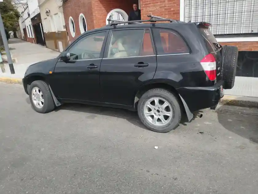 Chery Tiggo 2.0 Luxury 4X4 127Cv 2011 - foto 2