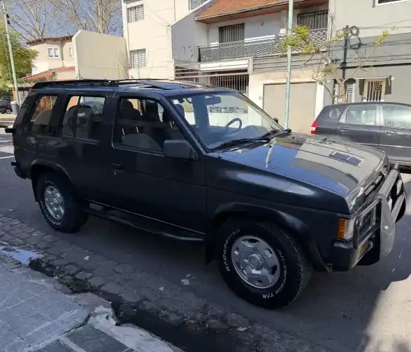 Nissan Pathfinder 3.0 Se 1994 - foto 1