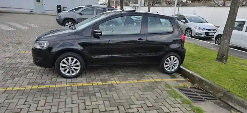 Volkswagen Fox 1.6 Highline 2011 - foto 4
