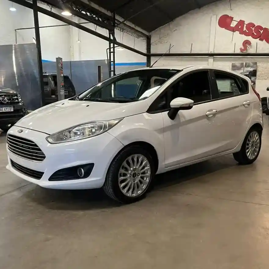Ford Fiesta Kinetic 1.6 Se Powershift 120Cv 2016 - foto 1