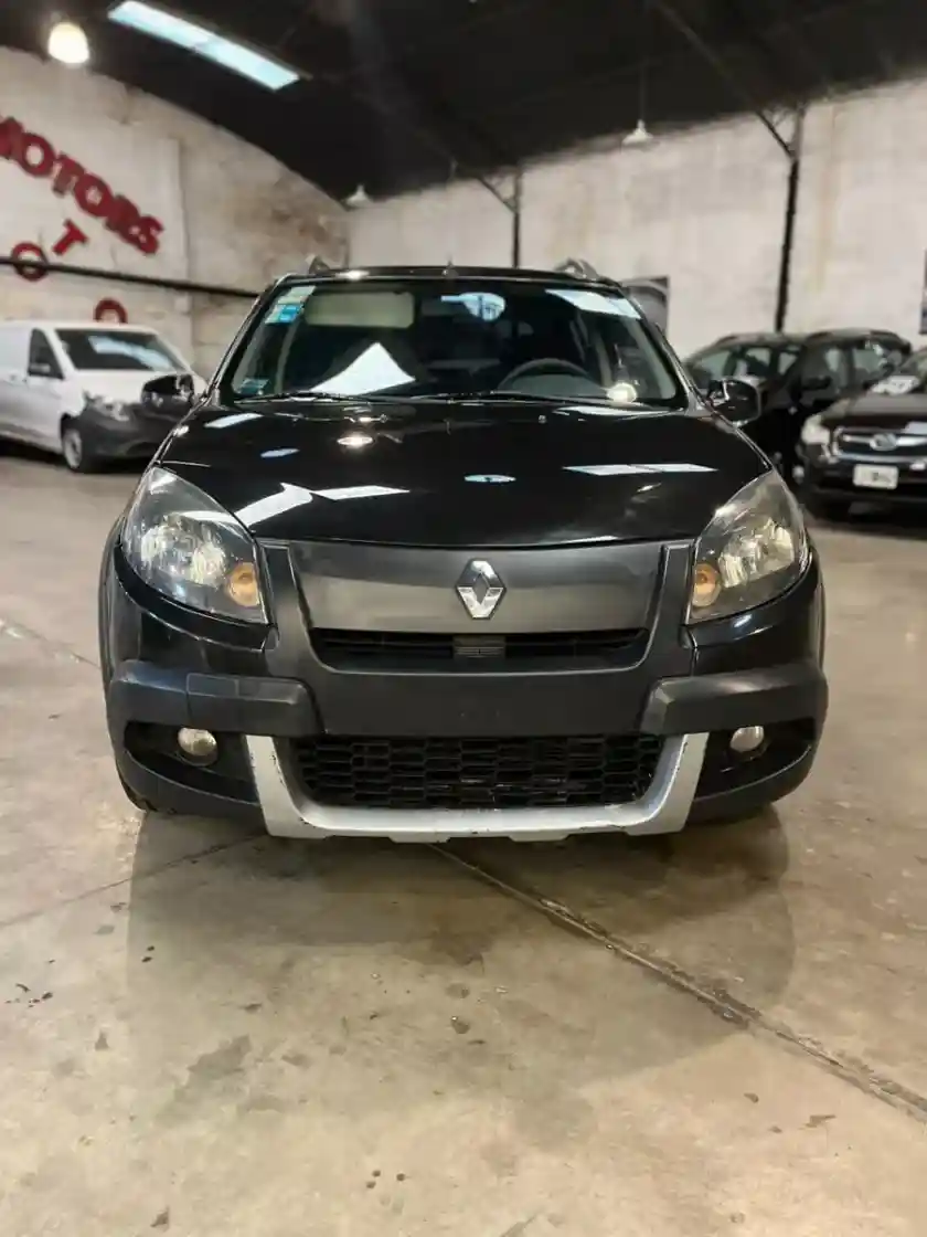 Renault Sandero Stepway 1.6 Privilege Nav 105Cv 2014 - foto 2