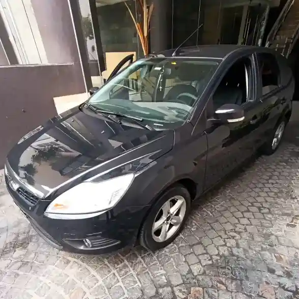 Ford Focus 2 1.6 Trend Sigma 2011 - foto 1