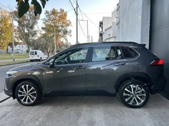 Toyota Corolla Cross 1.8 Seg Ecvt 2022 - foto 2