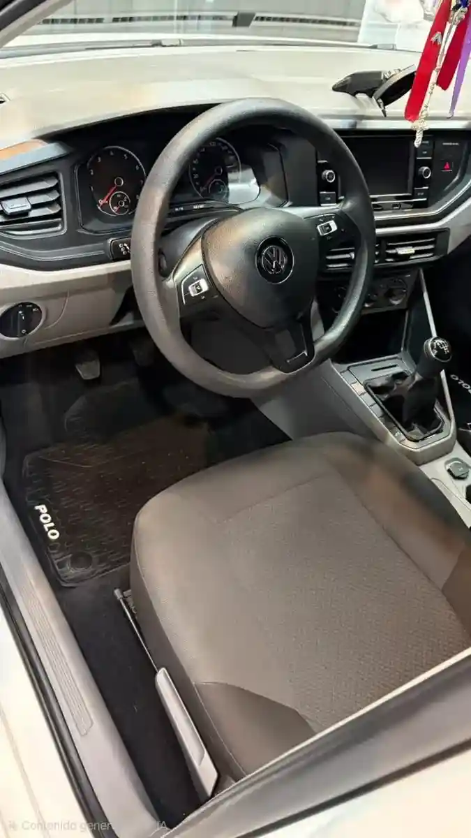Volkswagen Polo Classic 1.6 Trendline 2018 - foto 3