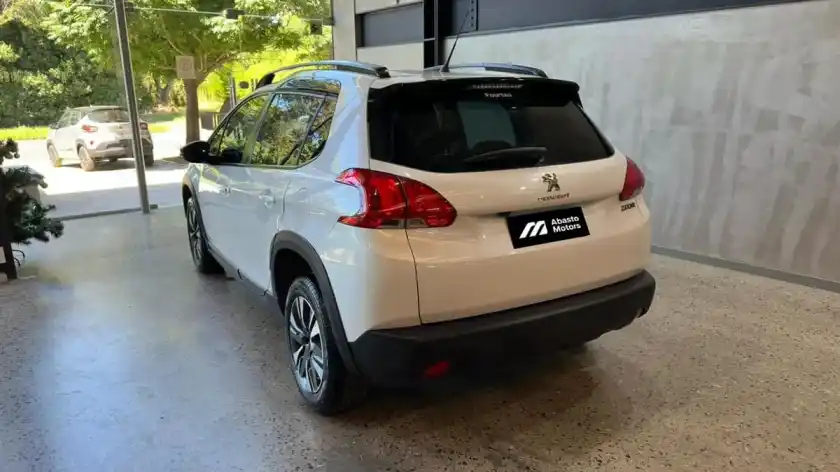 Peugeot 2008 1.6 Feline Tip 2019 - foto 4