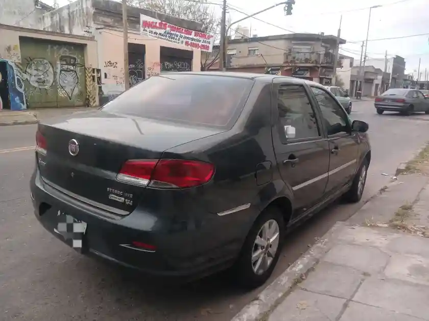 Fiat Siena 1.4 Attractive C/Alarma Rstii 2011 - foto 3