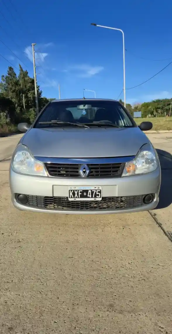 Renault Symbol 1.6 Authentique Pack I 105Cv 2013 - foto 3