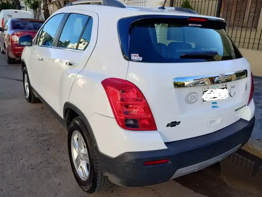 Chevrolet Tracker 1.8 Ltz Fwd Mt 140Cv 2014 - foto 2