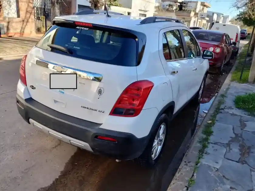 Chevrolet Tracker 1.8 Ltz Fwd Mt 140Cv 2014 - foto 4